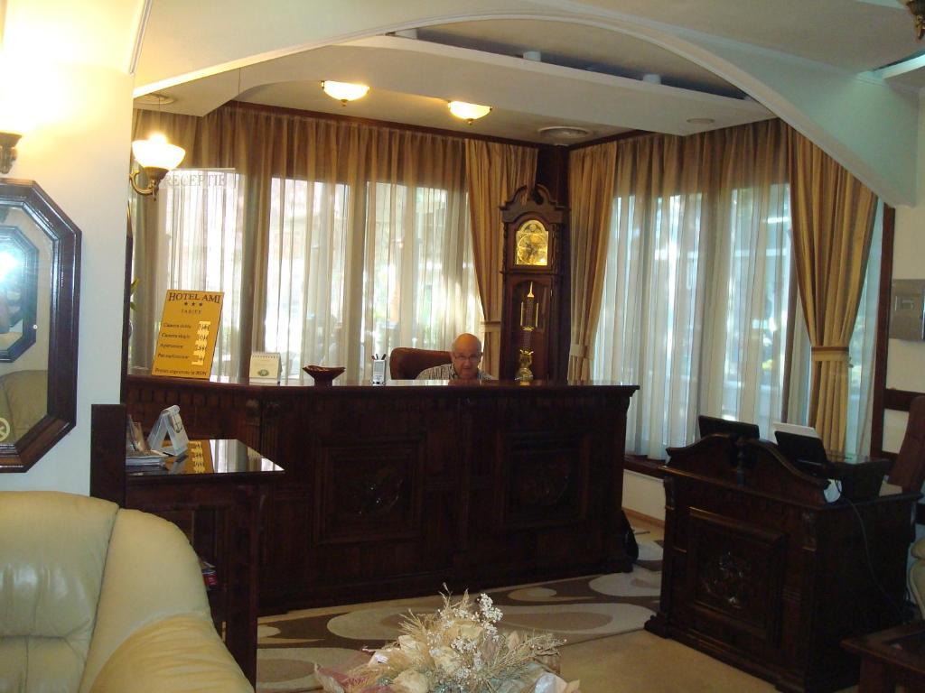 Hotel Ami ไบเลเฟลิกซ์ ภายนอก รูปภาพ